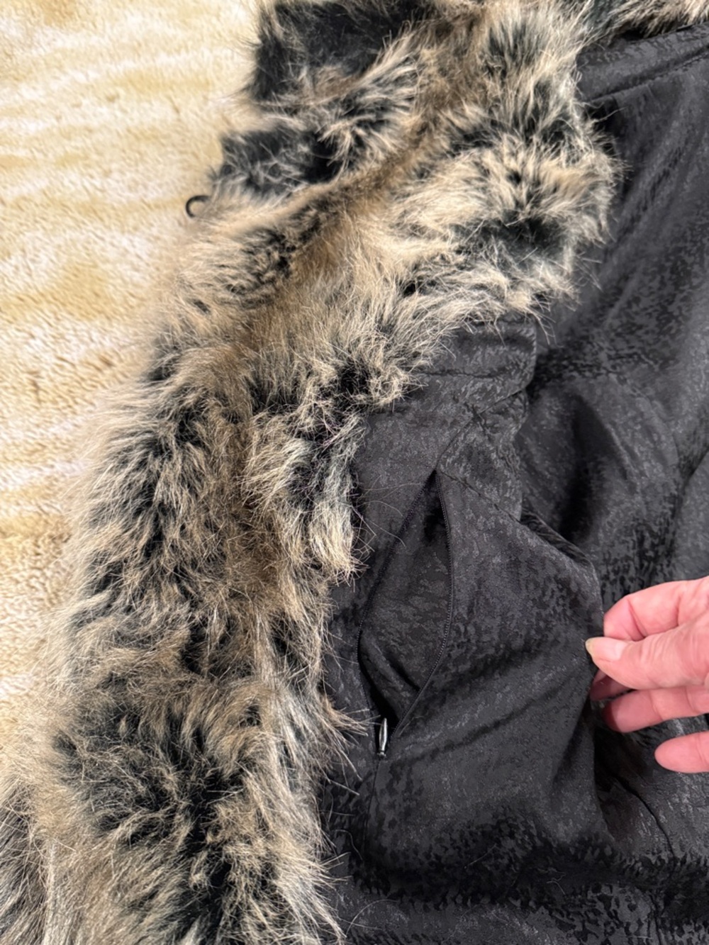 Vintage SPIRITHOODS 2019 Grey Wolf Med Classic Vegan Fur Peacoat Double Breasted - Picture 10 of 17